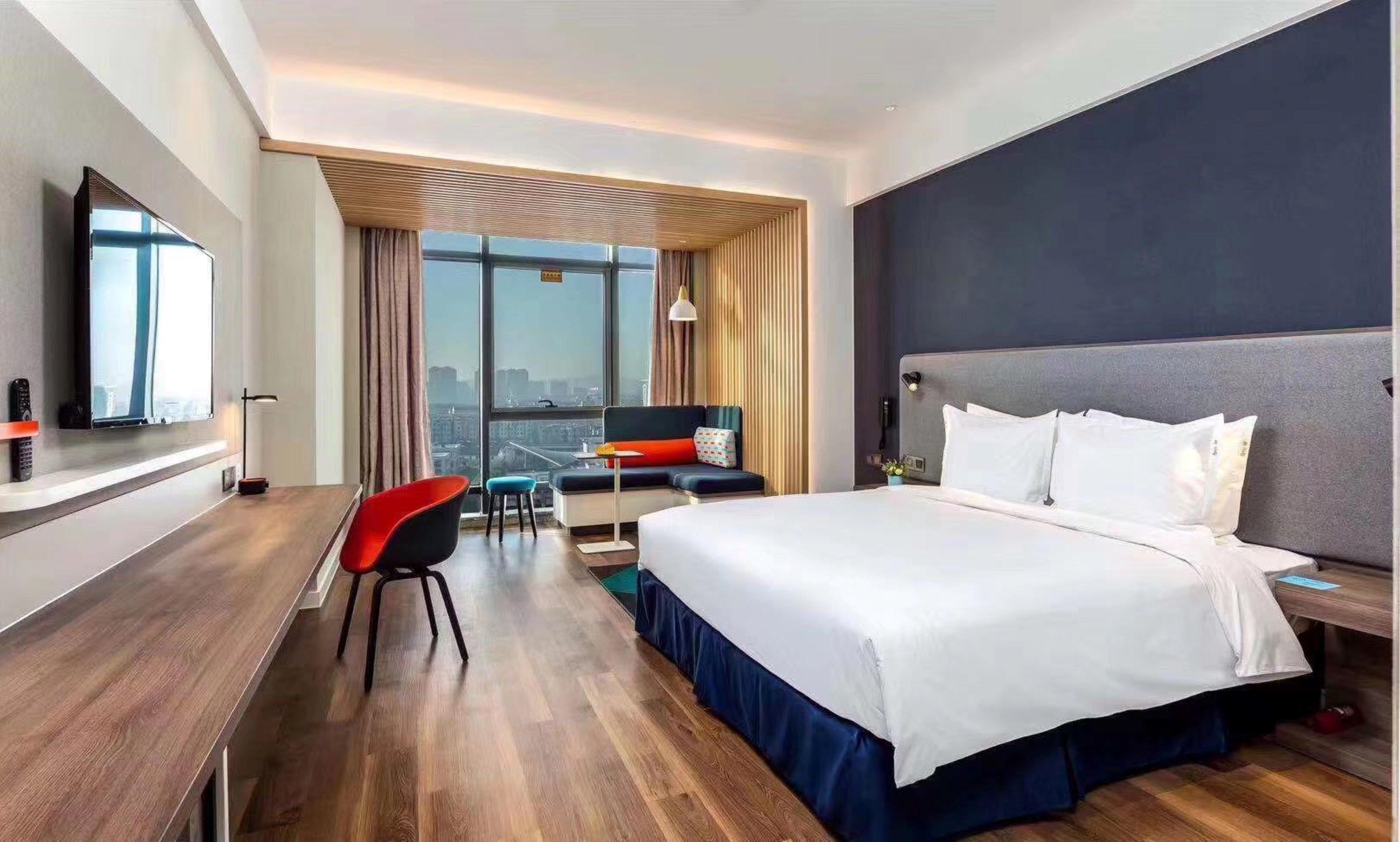 Holiday Inn Express - Wuhan Optical Valley By Ihg Экстерьер фото