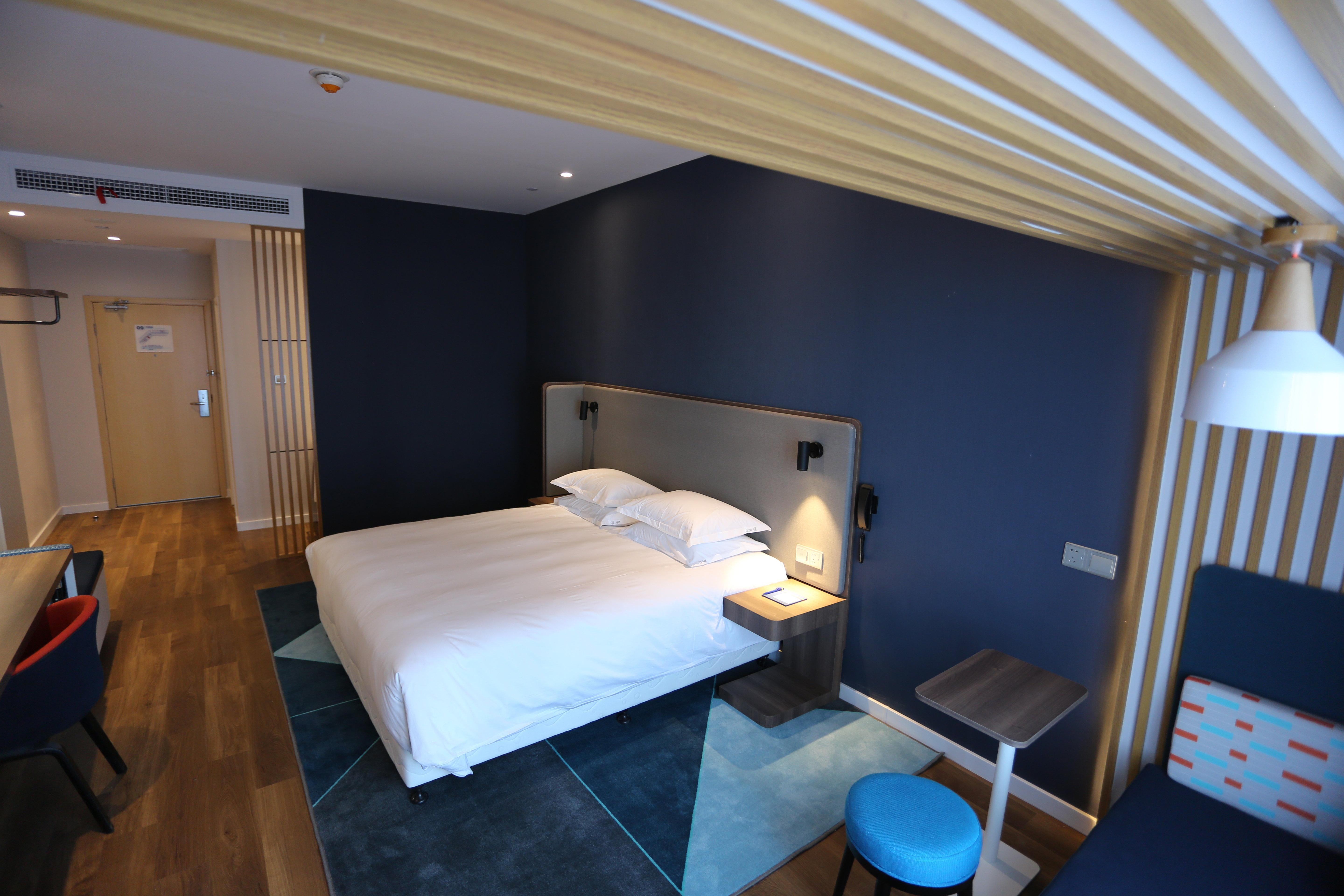 Holiday Inn Express - Wuhan Optical Valley By Ihg Экстерьер фото